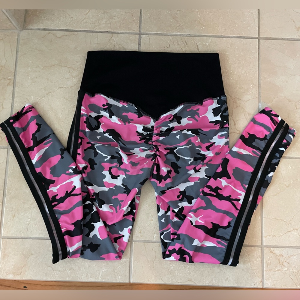 High Rise Pink Camo Leggings with Full Scrunch Booty & Mesh Detail on Sides
